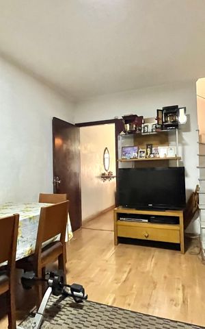 Casa à venda com 250m², 3 quartos e 2 vagas Casa à venda com 250m², 3 quartos e 2 vagasSala de Jantar