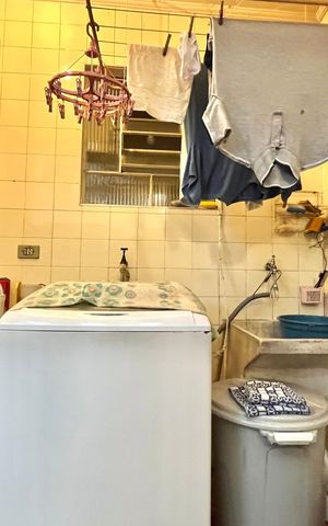 Casa à venda com 250m², 3 quartos e 2 vagas Casa à venda com 250m², 3 quartos e 2 vagasÁrea de Serviço