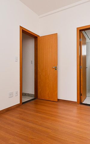 Apartamento à venda com 113m², 3 quartos e 2 vagas Apartamento à venda com 113m², 3 quartos e 2 vagasSuíte