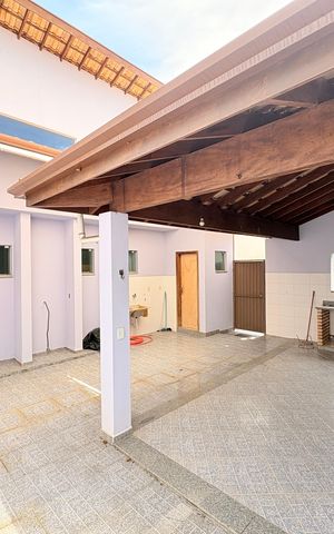 Casa de condomínio à venda com 300m², 4 quartos e 5 vagasÁrea de Serviço e Churrasqueira