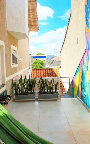 Casa à venda com 240m², 4 quartos e 4 vagas Casa à venda com 240m², 4 quartos e 4 vagasVaranda gourmet