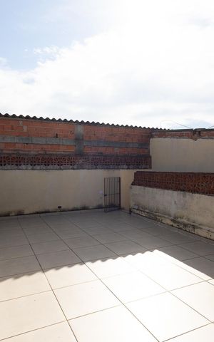 Casa à venda com 110m², 3 quartos e 2 vagas Casa à venda com 110m², 3 quartos e 2 vagasÁrea de lazer / Quintal / Churrasqueira