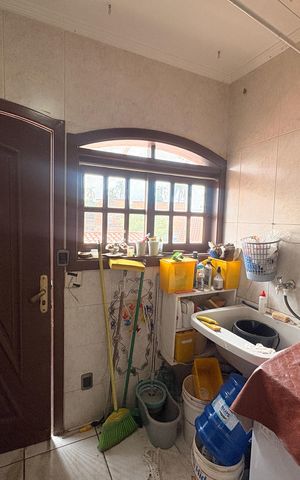 Casa à venda com 638m², 3 quartos e 6 vagasÁrea de Serviço