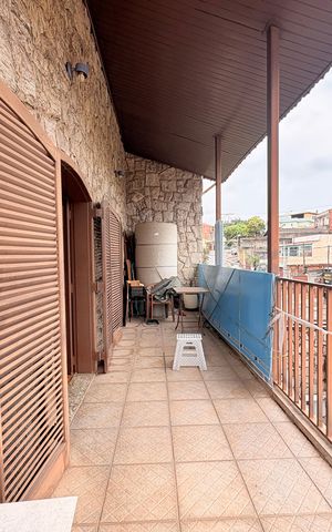 Casa à venda com 638m², 3 quartos e 6 vagasSacada