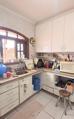 Casa à venda com 638m², 3 quartos e 6 vagasCozinha