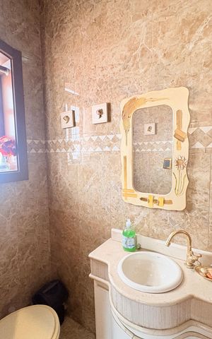 Casa à venda com 638m², 3 quartos e 6 vagasLavabo