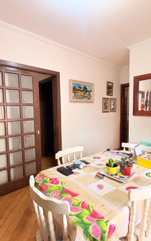 Casa à venda com 638m², 3 quartos e 6 vagasSala de Jantar