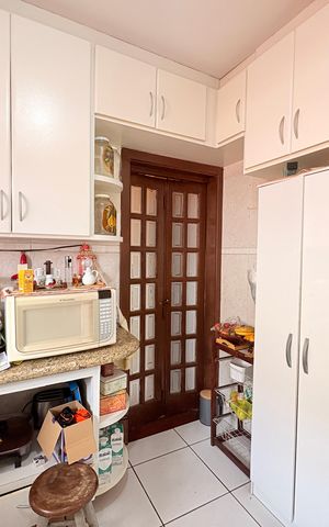 Casa à venda com 638m², 3 quartos e 6 vagasCozinha