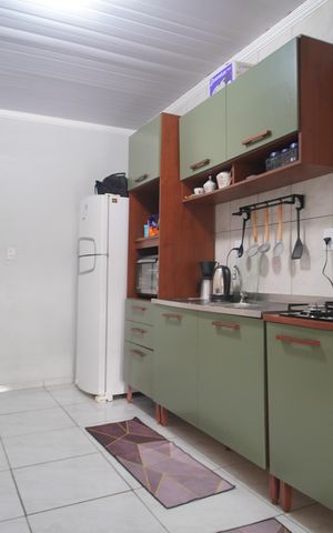 Casa à venda com 80m², 2 quartos e 2 vagasCozinha