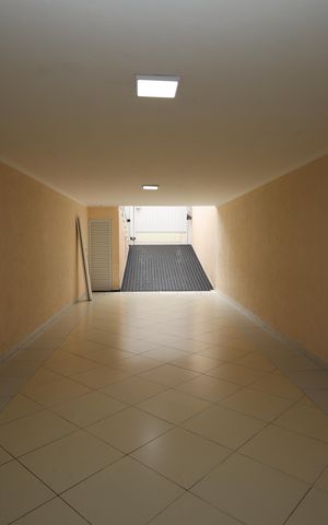 Casa para alugar com 220m², 3 quartos e 4 vagasGARAGEM