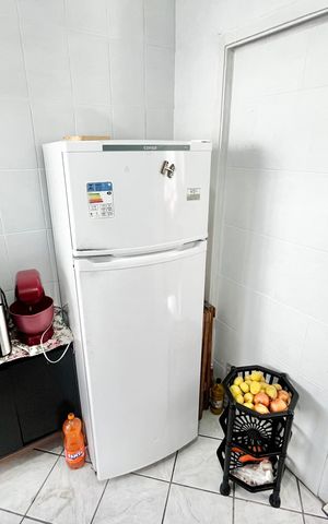 Apartamento à venda com 55m², 2 quartos e 1 vaga Apartamento à venda com 55m², 2 quartos e 1 vagaCozinha