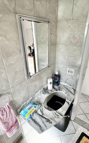 Apartamento à venda com 55m², 2 quartos e 1 vaga Apartamento à venda com 55m², 2 quartos e 1 vagaBanheiro