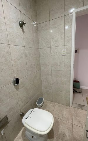Apartamento à venda com 104m², 3 quartos e 1 vaga Apartamento à venda com 104m², 3 quartos e 1 vagaBanheiro Social