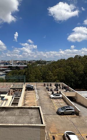 Apartamento à venda com 57m², 2 quartos e 1 vaga Apartamento à venda com 57m², 2 quartos e 1 vagaVista da Sacada