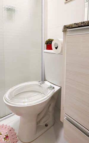 Apartamento à venda com 77m², 3 quartos e 2 vagasBanheiro Social