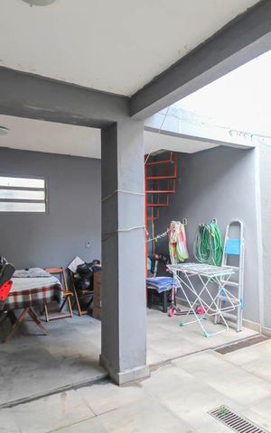 Casa à venda com 150m², 4 quartos e 2 vagas