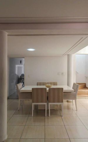 Casa à venda com 150m², 4 quartos e 2 vagas