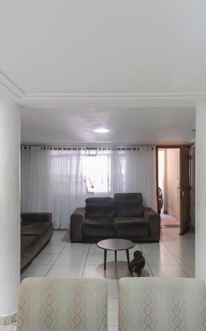 Casa à venda com 150m², 4 quartos e 2 vagas