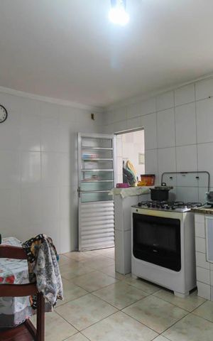 Casa à venda com 150m², 4 quartos e 2 vagas