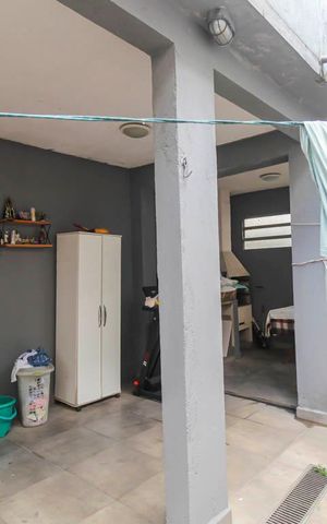 Casa à venda com 150m², 4 quartos e 2 vagas