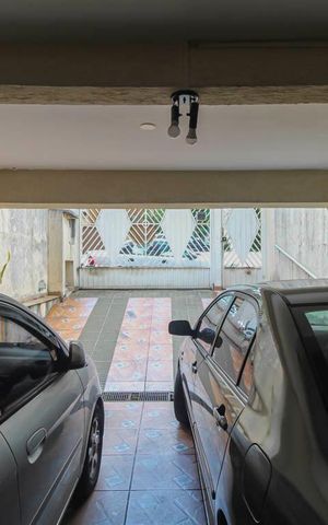 Casa à venda com 150m², 4 quartos e 2 vagas