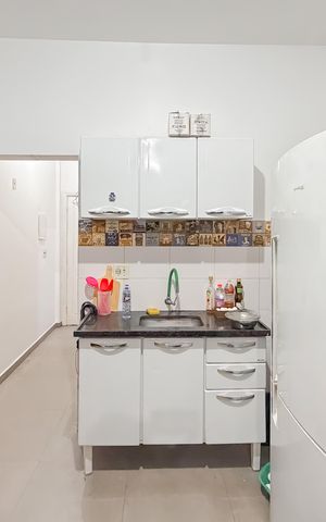 Studio à venda com 28m², 1 quarto e sem vaga Studio à venda com 28m², 1 quarto e sem vagaCozinha