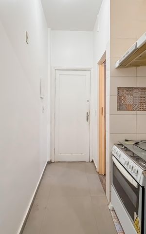 Studio à venda com 28m², 1 quarto e sem vaga Studio à venda com 28m², 1 quarto e sem vagaBanheiro