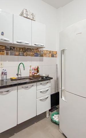 Studio à venda com 28m², 1 quarto e sem vaga Studio à venda com 28m², 1 quarto e sem vagaCozinha
