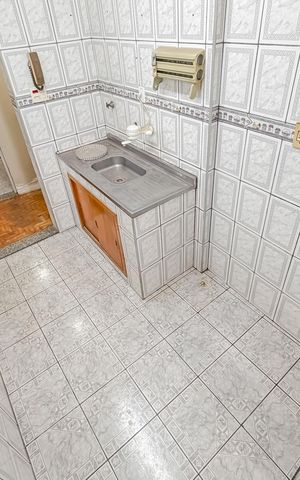 Apartamento à venda com 35m², 1 quarto e 3 vagas Apartamento à venda com 35m², 1 quarto e 3 vagasCozinha