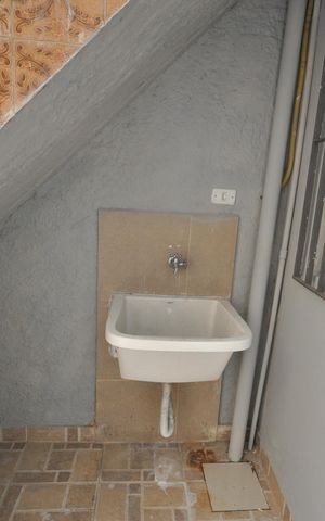 Casa para alugar com 50m², 1 quarto e sem vagaÁrea de Serviço