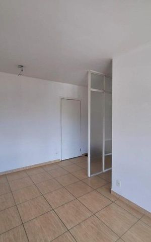Apartamento para alugar com 80m², 2 quartos e 2 vagas
