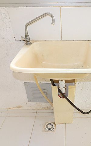 Apartamento à venda com 43m², 2 quartos e 1 vagaCozinha e Área de Serviço