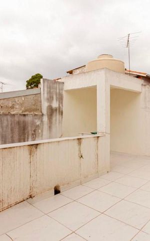 Casa à venda com 185m², 3 quartos e 2 vagas Casa à venda com 185m², 3 quartos e 2 vagasquintal
