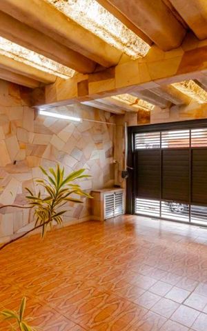 Casa à venda com 185m², 3 quartos e 2 vagas