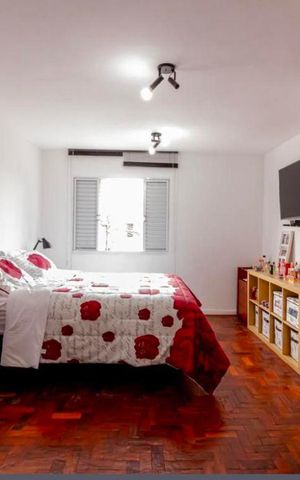 Casa à venda com 185m², 3 quartos e 2 vagas Casa à venda com 185m², 3 quartos e 2 vagasQuarto