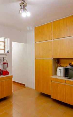 Casa à venda com 185m², 3 quartos e 2 vagas Casa à venda com 185m², 3 quartos e 2 vagasCozinha