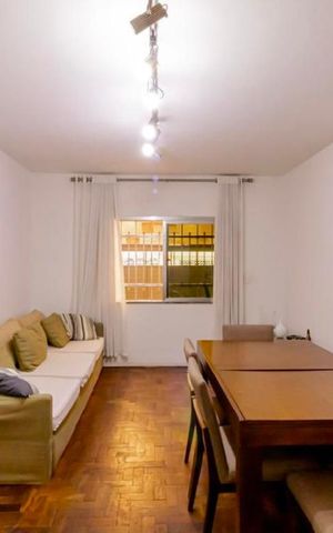 Casa à venda com 185m², 3 quartos e 2 vagas Casa à venda com 185m², 3 quartos e 2 vagasSala