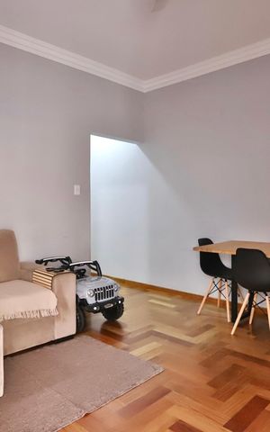Casa à venda com 134m², 3 quartos e 2 vagas Casa à venda com 134m², 3 quartos e 2 vagasSala