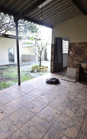 Casa para alugar com 276m², 3 quartos e 2 vagas