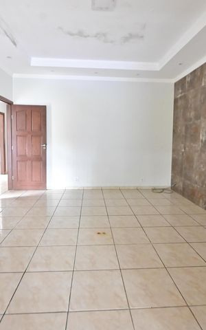 Casa para alugar com 276m², 3 quartos e 2 vagas