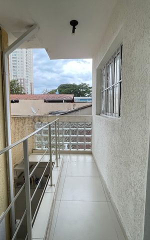Casa à venda com 250m², 4 quartos e 2 vagas Casa à venda com 250m², 4 quartos e 2 vagasEdicula
