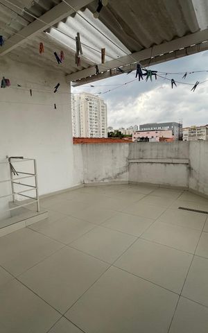 Casa à venda com 250m², 4 quartos e 2 vagas Casa à venda com 250m², 4 quartos e 2 vagasÁrea de Serviço