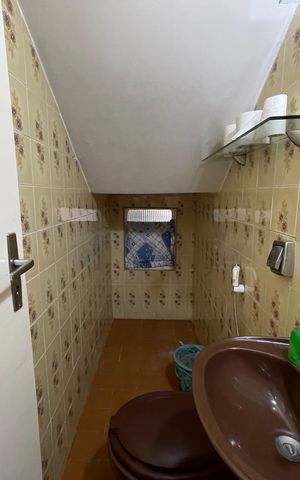 Casa à venda com 250m², 4 quartos e 2 vagas Casa à venda com 250m², 4 quartos e 2 vagasBanheiro 4