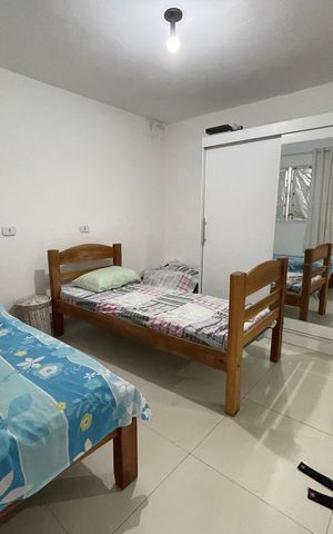 Casa à venda com 250m², 4 quartos e 2 vagas Casa à venda com 250m², 4 quartos e 2 vagasQuarto 2