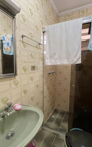 Casa à venda com 250m², 4 quartos e 2 vagas Casa à venda com 250m², 4 quartos e 2 vagasBanheiro 3