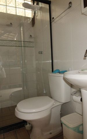 Casa de condomínio para alugar com 97m², 2 quartos e 1 vagaBanheiro de serviço