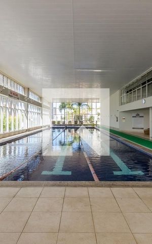 Apartamento à venda com 140m², 4 quartos e 3 vagas Apartamento à venda com 140m², 4 quartos e 3 vagasPiscina Coberta