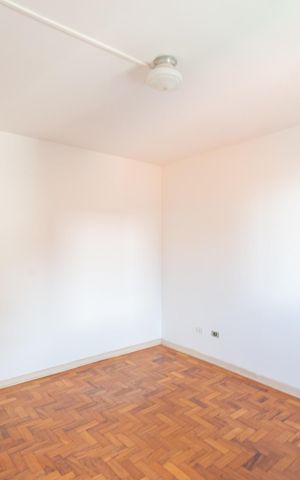 Apartamento à venda com 636m², 8 quartos e 20 vagas Apartamento à venda com 636m², 8 quartos e 20 vagasQuarto 1