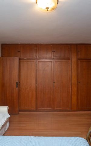 Apartamento à venda com 163m², 3 quartos e 2 vagas Apartamento à venda com 163m², 3 quartos e 2 vagasSuíte