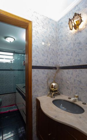 Apartamento à venda com 163m², 3 quartos e 2 vagas Apartamento à venda com 163m², 3 quartos e 2 vagasBanheiro Social